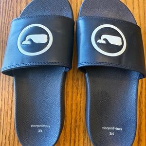 Kids 3/4 Vineyard Vines Navy Slide Sandals